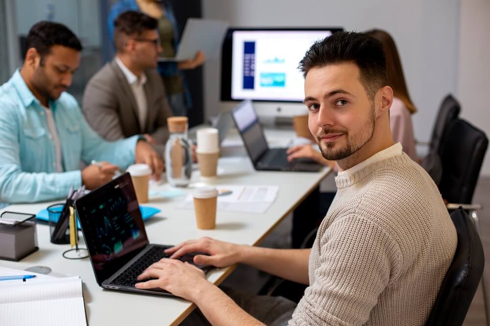 Why Should You Hire a Full Stack Developer for Mobile App Development?
